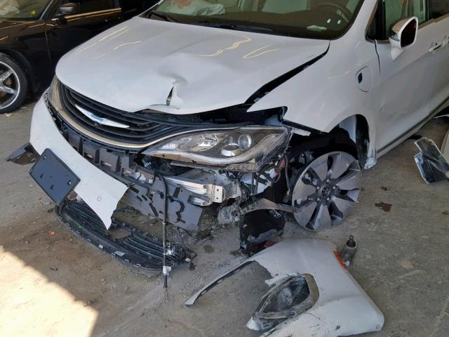 2C4RC1N75JR126761 - 2018 CHRYSLER PACIFICA H WHITE photo 9