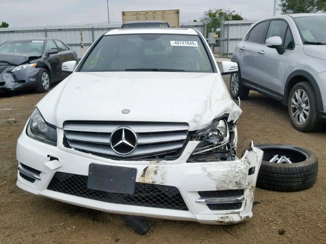 WDDGF4HB2DR289416 - 2013 MERCEDES-BENZ C 250 WHITE photo 9