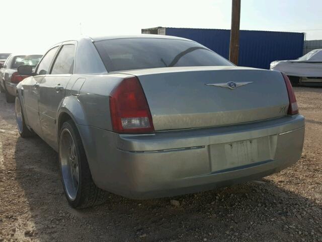 2C3JA53G75H132395 - 2005 CHRYSLER 300 TOURIN GRAY photo 3