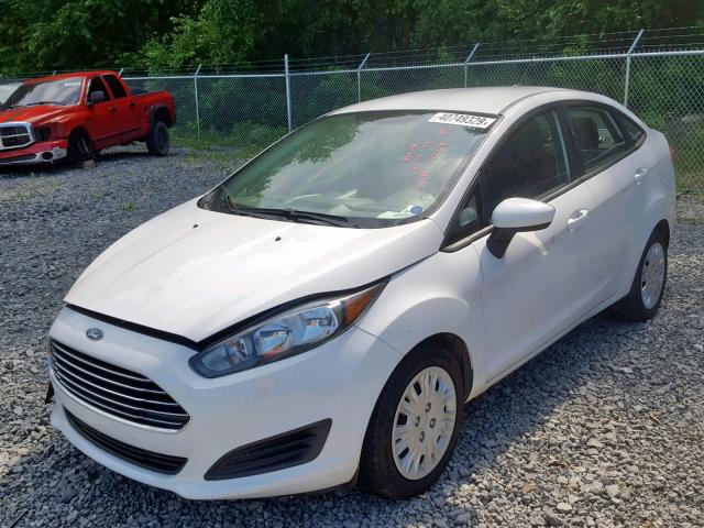 3FADP4AJ5FM110467 - 2015 FORD FIESTA S WHITE photo 2