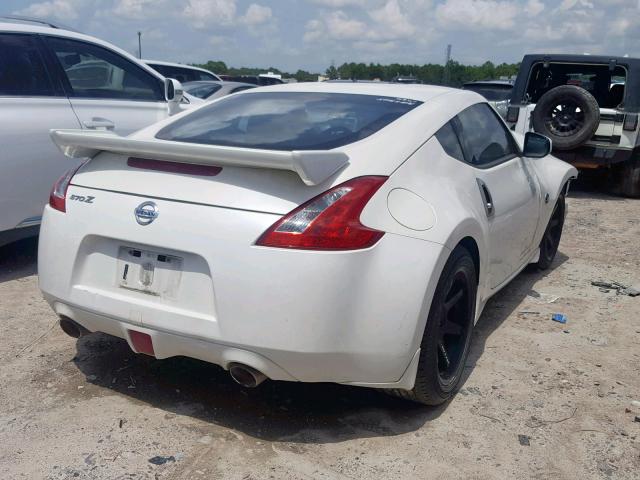 JN1AZ4EH3DM381747 - 2013 NISSAN 370Z BASE WHITE photo 4