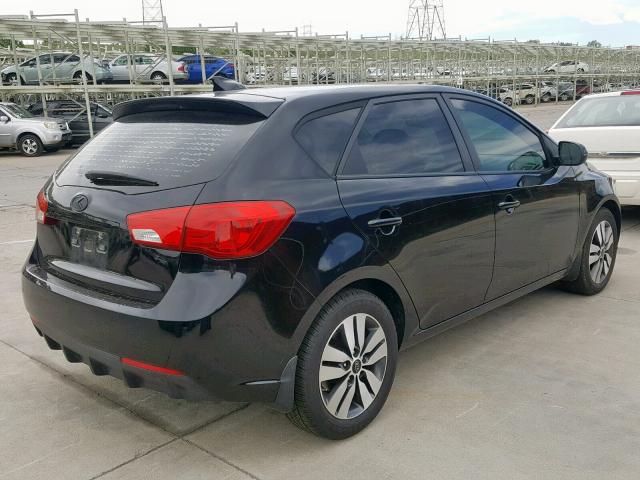 KNAFU5A26D5678981 - 2013 KIA FORTE EX BLACK photo 4