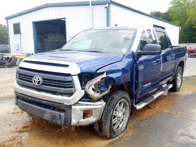 5TFDW5F1XFX438666 - 2015 TOYOTA TUNDRA CRE BLUE photo 2