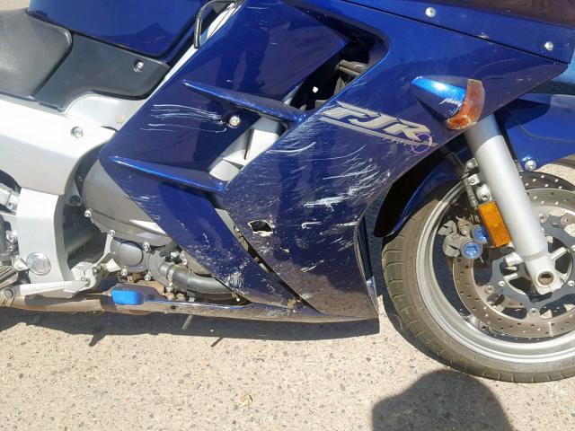 JYARP07E75A004144 - 2005 YAMAHA FJR1300 BLUE photo 9