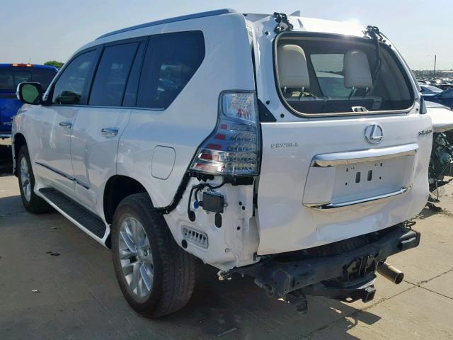 JTJBM7FX5H5172370 - 2017 LEXUS GX WHITE photo 3