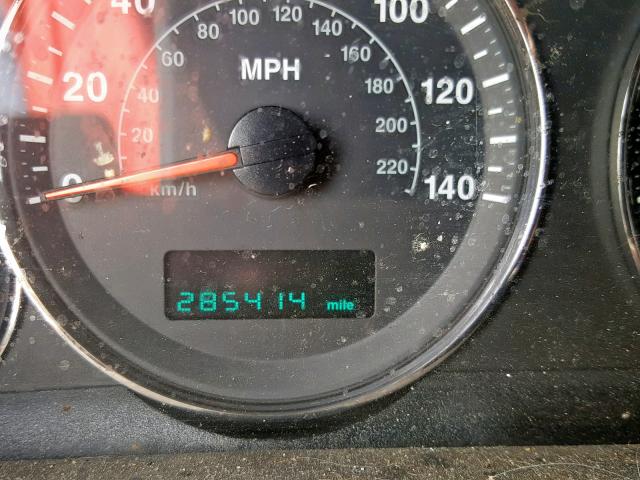 1J8HH48PX7C589399 - 2007 JEEP COMMANDER GREEN photo 8