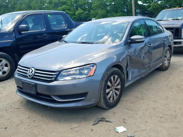 1VWAP7A36DC072582 - 2013 VOLKSWAGEN PASSAT S GRAY photo 2