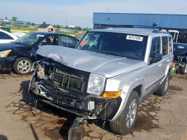 1J8HG58208C246843 - 2008 JEEP COMMANDER SILVER photo 2