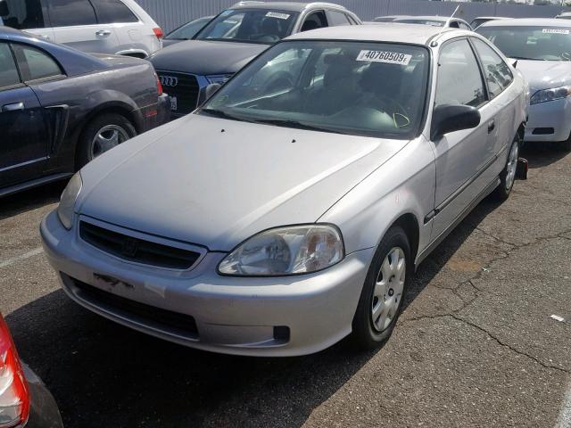 1HGEJ622XYL052204 - 2000 HONDA CIVIC DX SILVER photo 2