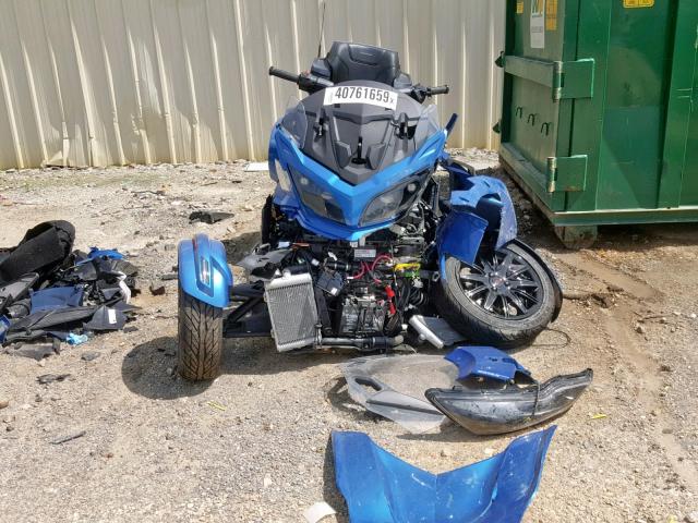 2BXNBDD20JV004535 - 2018 CAN-AM SPYDER ROA BLUE photo 9