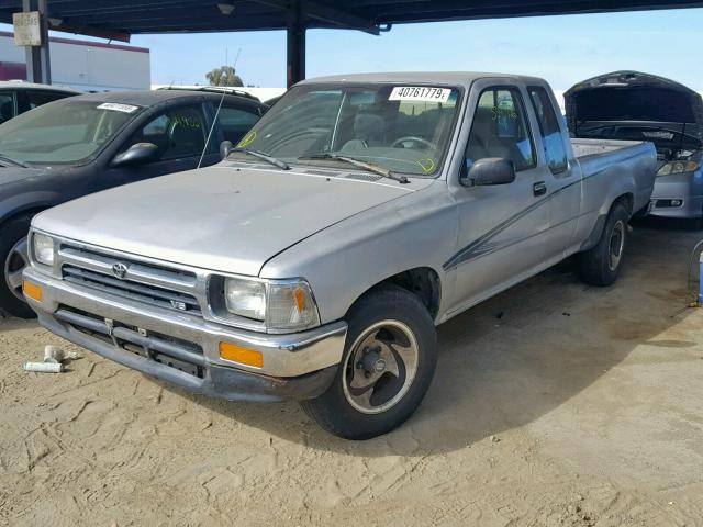 JT4VN93D3N5032980 - 1992 TOYOTA PICKUP 1/2 SILVER photo 2