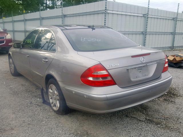 WDBUF65J95A652541 - 2005 MERCEDES-BENZ E 320 GRAY photo 3