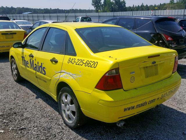 1FAFP34N46W140724 - 2006 FORD FOCUS ZX4 YELLOW photo 3