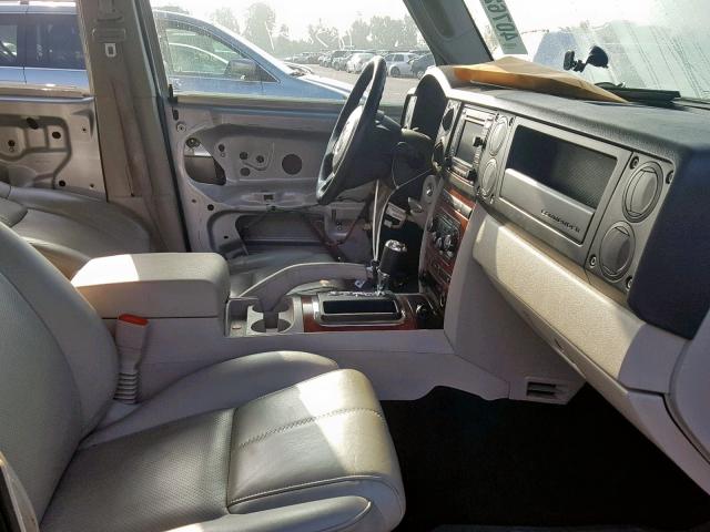 1J8HH58N87C595982 - 2007 JEEP COMMANDER SILVER photo 5