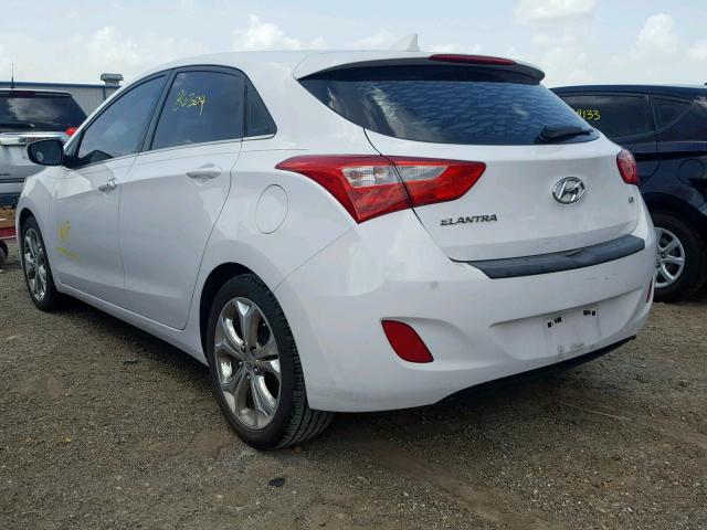 KMHD35LE1DU116170 - 2013 HYUNDAI ELANTRA GT WHITE photo 3