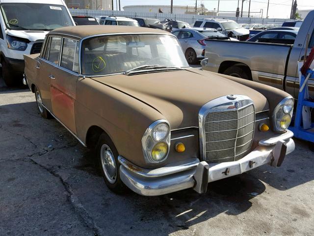 11101412032526 - 1962 MERCEDES-BENZ 220 SE BROWN photo 1