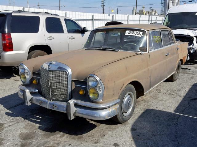 11101412032526 - 1962 MERCEDES-BENZ 220 SE BROWN photo 2