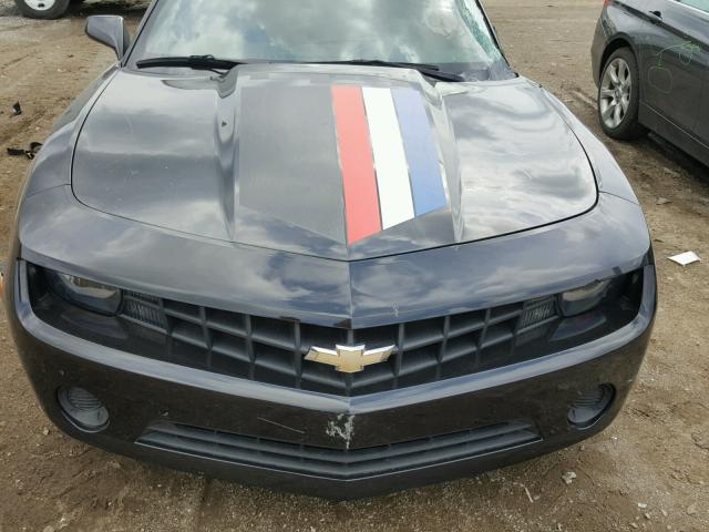 2G1FA1E36C9128391 - 2012 CHEVROLET CAMARO LS BLACK photo 7