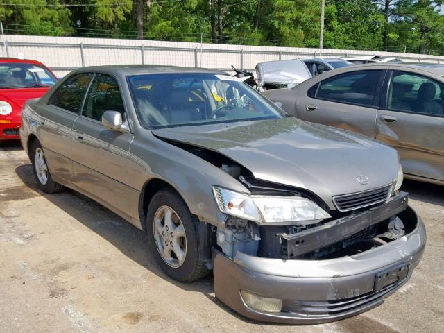 JT8BF28G6W5031008 - 1998 LEXUS ES 300 GRAY photo 1