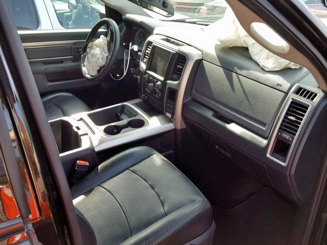 3C6UR5DL6GG123596 - 2016 RAM 2500 SLT 黑色 照片 5