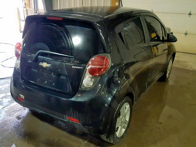 KL8CB6S98EC505174 - 2014 CHEVROLET SPARK LS BLACK photo 4