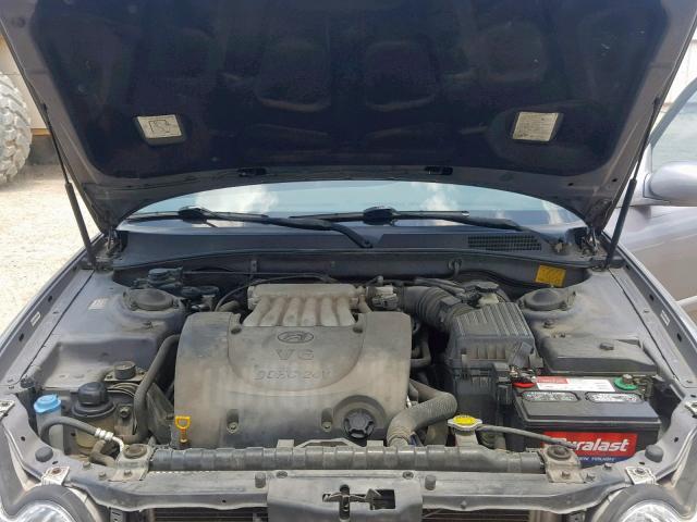 KMHWF25H75A182229 - 2005 HYUNDAI SONATA GL GRAY photo 7