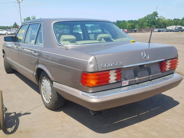 WDBCA39D5JA370095 - 1988 MERCEDES-BENZ 560 SEL CREAM photo 3