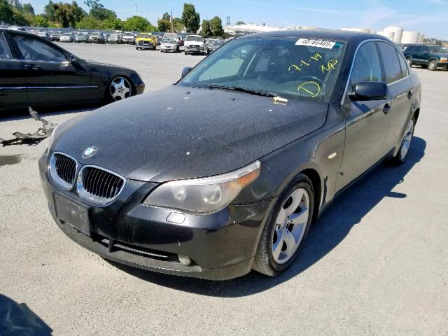 WBANE53536CK84000 - 2006 BMW 525 I BLACK photo 2