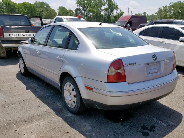 WVWMD63B63P454903 - 2003 VOLKSWAGEN PASSAT GL SILVER photo 3