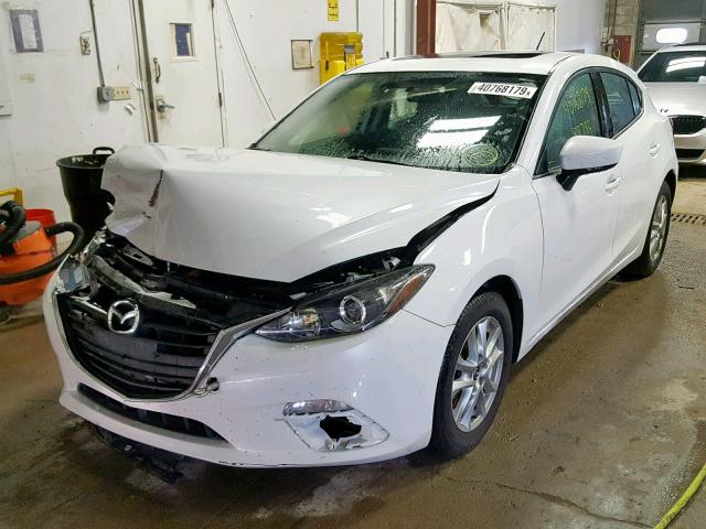 JM1BM1L73E1207009 - 2014 MAZDA 3 TOURING WHITE photo 2