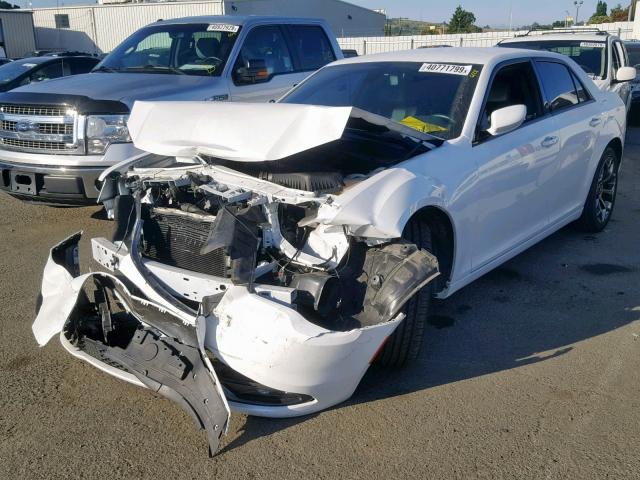 2C3CCABG6JH227215 - 2018 CHRYSLER 300 S WHITE photo 2