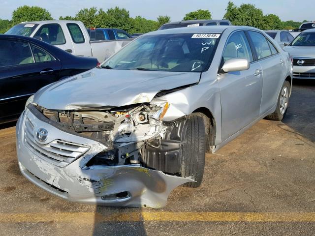 4T1BE46K27U067143 - 2007 TOYOTA CAMRY NEW SILVER photo 2