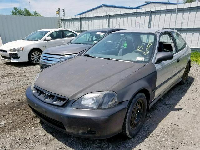 2HGEJ6440VH100817 - 1997 HONDA CIVIC DX SILVER photo 2