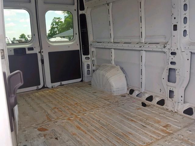 3C6TRVDG6JE104550 - 2018 RAM PROMASTER 白色 照片 6