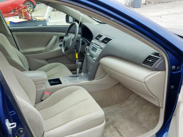 JTNBB46K973016771 - 2007 TOYOTA CAMRY NEW BLUE photo 5