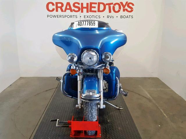 1HD1FCW125Y680575 - 2005 HARLEY-DAVIDSON FLHTCUI BLUE photo 2