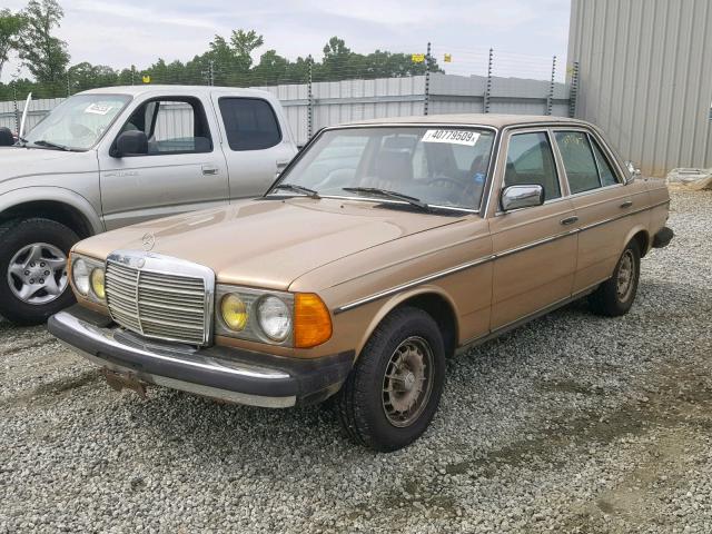 WDBAB33A2EA118605 - 1984 MERCEDES-BENZ 300 DT GOLD photo 2