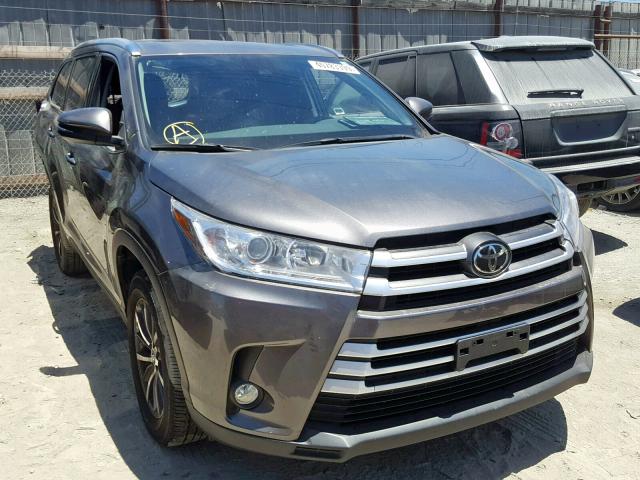 5TDKZRFH5HS518422 - 2017 TOYOTA HIGHLANDER GRAY photo 1