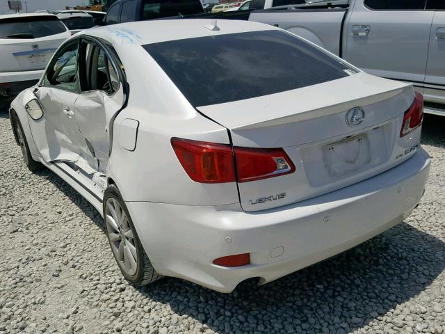 JTHCK262795029439 - 2009 LEXUS IS 250 WHITE photo 3