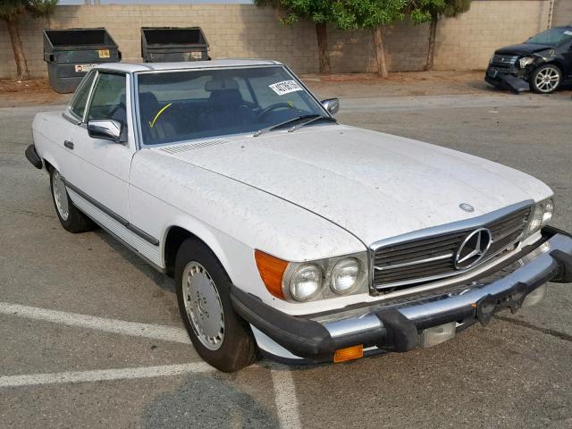 WDBBA48D6JA085652 - 1988 MERCEDES-BENZ 560 SL WHITE photo 1