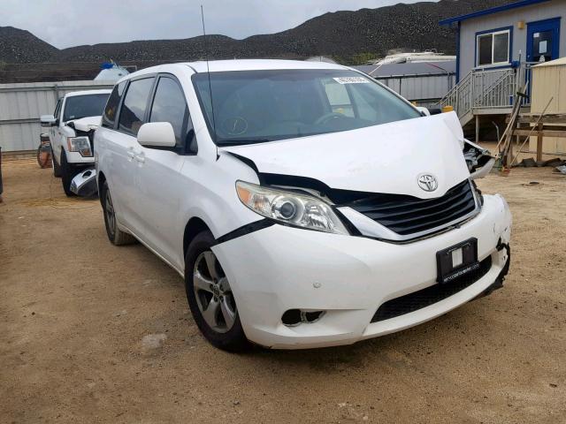 5TDKK3DC4BS020647 - 2011 TOYOTA SIENNA LE WHITE photo 1