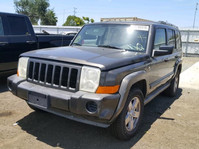 1J8HG48N46C221140 - 2006 JEEP COMMANDER GRAY photo 2