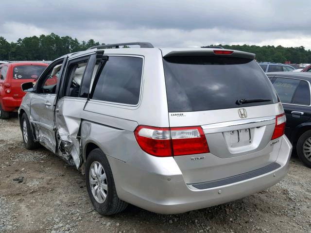 5FNRL38866B051555 - 2006 HONDA ODYSSEY TO SILVER photo 3