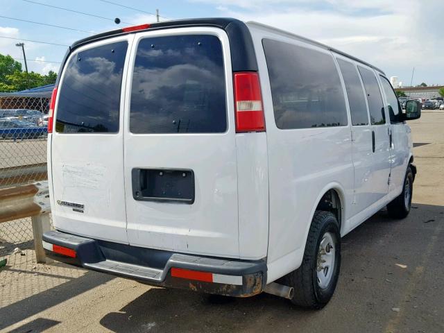 1GNZGXFA4D1183342 - 2013 CHEVROLET EXPRESS G3 WHITE photo 4