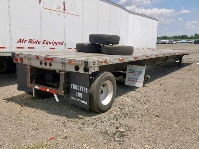 1UYFS24851A546208 - 2001 UTILITY TRAILER SILVER photo 4