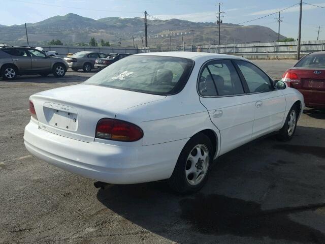 1G3WS52K6WF300826 - 1998 OLDSMOBILE INTRIGUE G WHITE photo 4