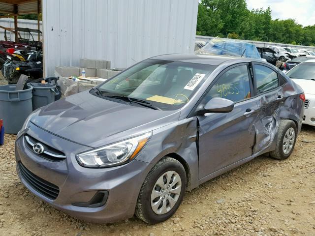 KMHCT4AE2HU239085 - 2017 HYUNDAI ACCENT SE GRAY photo 2