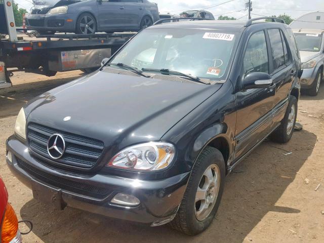 4JGAB57E04A467184 - 2004 MERCEDES-BENZ ML 350 BLACK photo 2