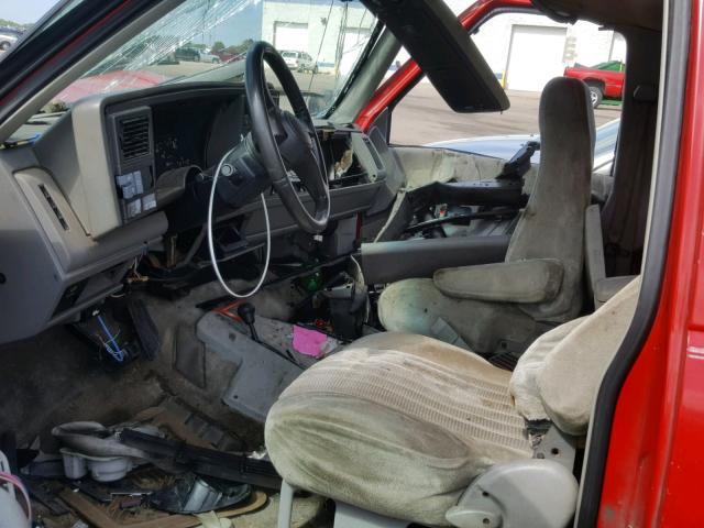 1GKEK18K3NJ719809 - 1992 GMC YUKON RED photo 5