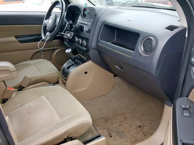 1J4NT1FBXBD190388 - 2011 JEEP COMPASS SP ნაცრისფერი ფოტო 5